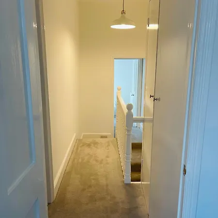 Newly Refurbished City Centre House With Parking Exeter Exterior photo